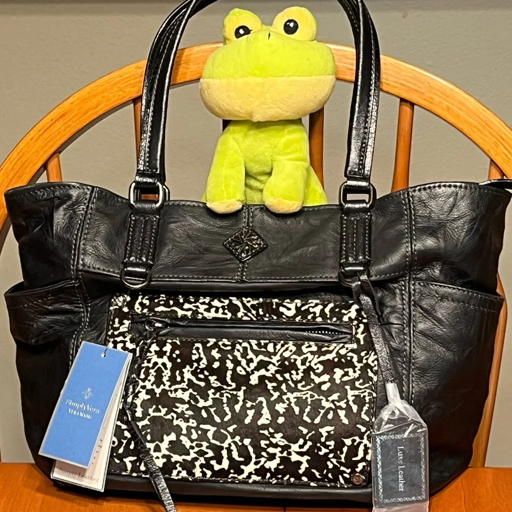 Simply Vera Vera Wang Black Luxe Leather Handbag NWT